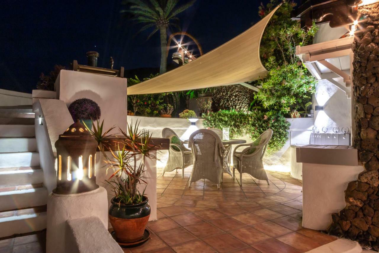La Asomada  Deluxe Designer Historic Villa Via Lactea, Panoramic Sea Views, Own Private Heated Pool And Subtropical Garden מראה חיצוני תמונה